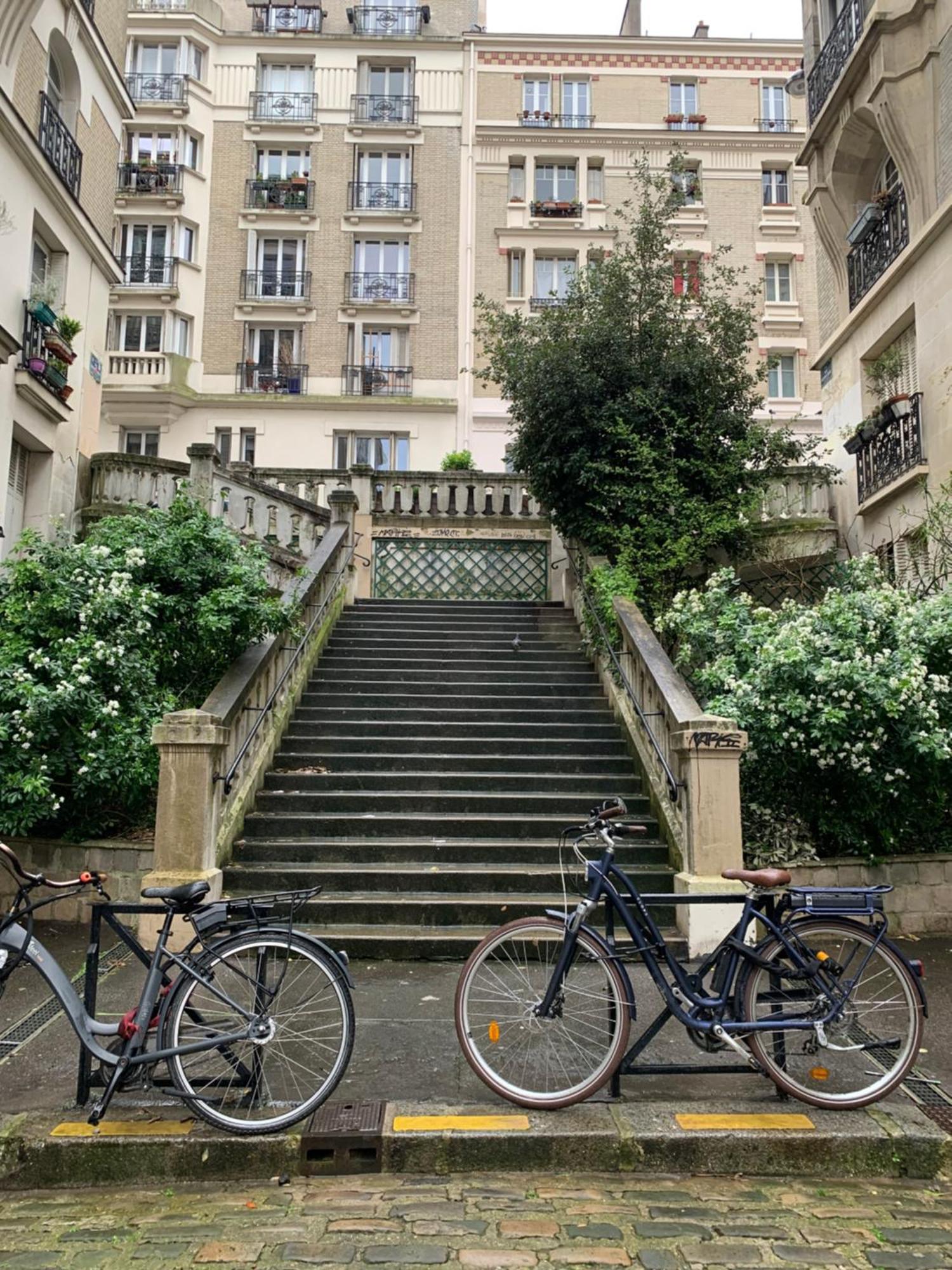 דירות פריז Loft Montmartre Au Pieds Des Vignes מראה חיצוני תמונה